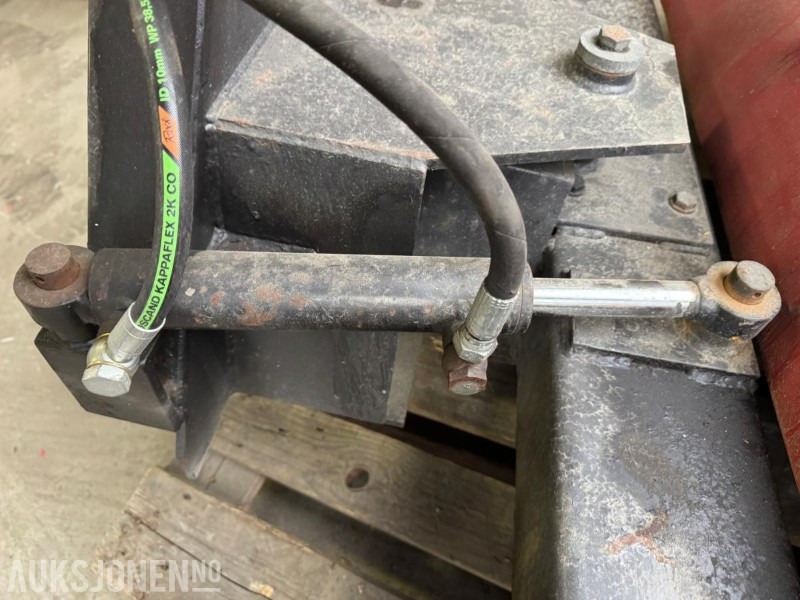 Accessoire pour Engins de chantier Feieaggregat: photos 10 Accessoire pour Engins de chantier Feieaggregat: photos 10