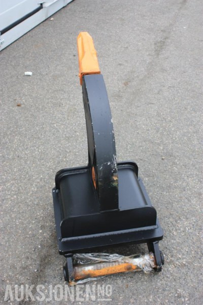 S60 Ripper for 10-14 tonn maskin - Accessoire pour Engins de chantier: photos 5 S60 Ripper for 10-14 tonn maskin - Accessoire pour Engins de chantier: photos 5