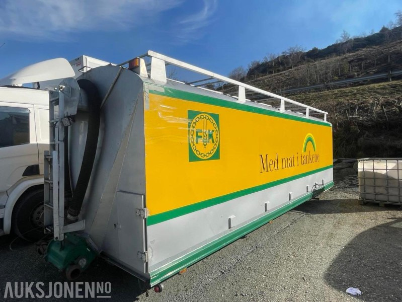 2005 Tank til mel og korn - Bulk-transport - 35 000 liter - Tipp kydraulikk - 7 rom - Kamera - Sluser - Hjelperamme. - Camion: photos 1 2005 Tank til mel og korn - Bulk-transport - 35 000 liter - Tipp kydraulikk - 7 rom - Kamera - Sluser - Hjelperamme. - Camion: photos 1