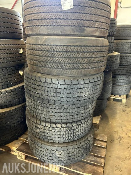 44 stk Lastebildekk 385/55 R 22,5 + 315780 R 22,5 - Camion: photos 1 44 stk Lastebildekk 385/55 R 22,5 + 315780 R 22,5 - Camion: photos 1