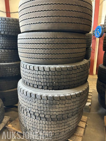44 stk Lastebildekk 385/55 R 22,5 + 315780 R 22,5 - Camion: photos 4 44 stk Lastebildekk 385/55 R 22,5 + 315780 R 22,5 - Camion: photos 4