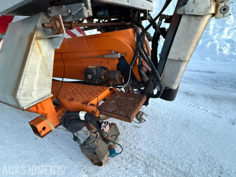 Schmidt Stratos fastsandspreder med varme på krokramme - Camion: photos 3 Schmidt Stratos fastsandspreder med varme på krokramme - Camion: photos 3