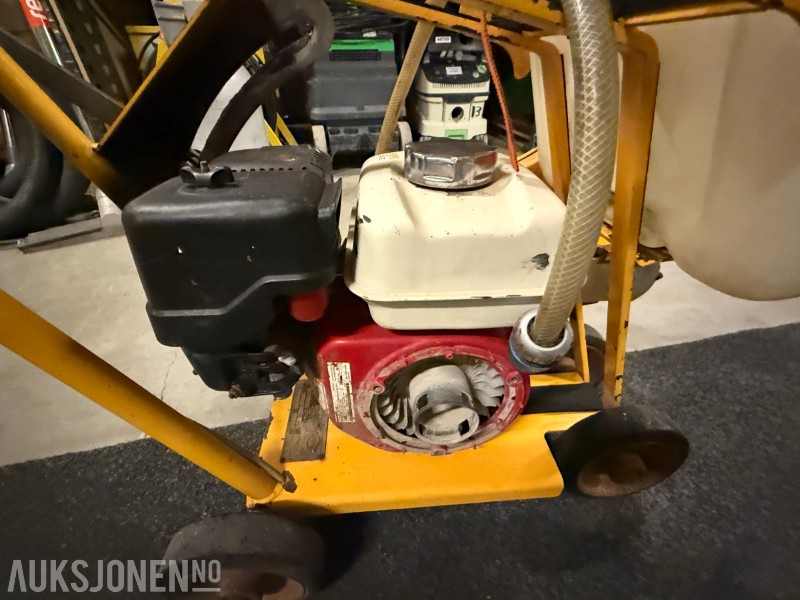 Cedima CF-7 Asfalt/betongsag - L'équipement de construction: photos 4 Cedima CF-7 Asfalt/betongsag - L'équipement de construction: photos 4