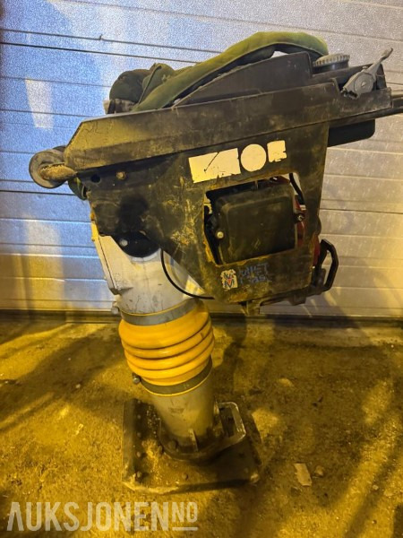 Euro Shatal Stamper - Compacteur: photos 1 Euro Shatal Stamper - Compacteur: photos 1