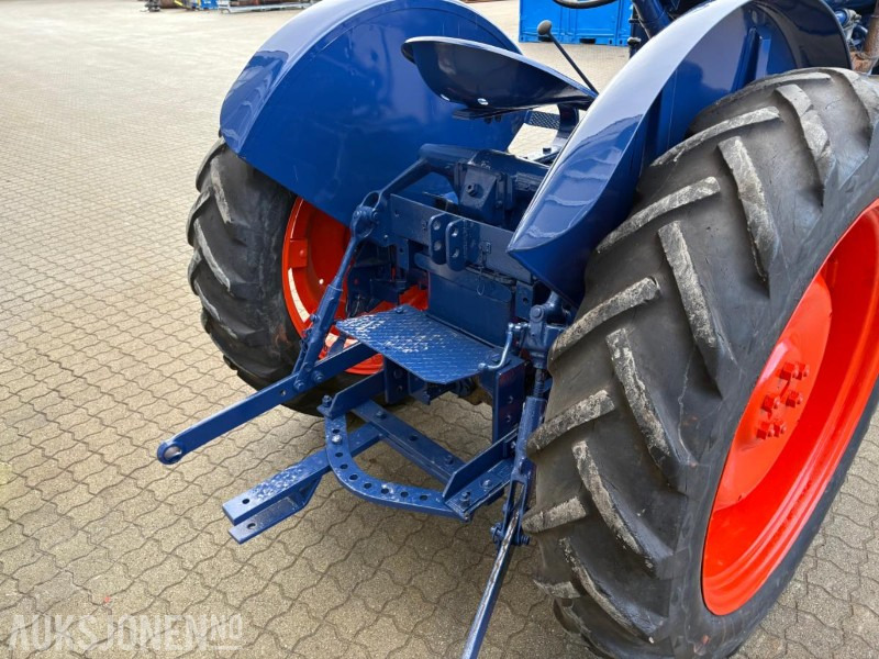 Tracteur agricole Ford Fordson-Stegamajor E27N: photos 7 Tracteur agricole Ford Fordson-Stegamajor E27N: photos 7
