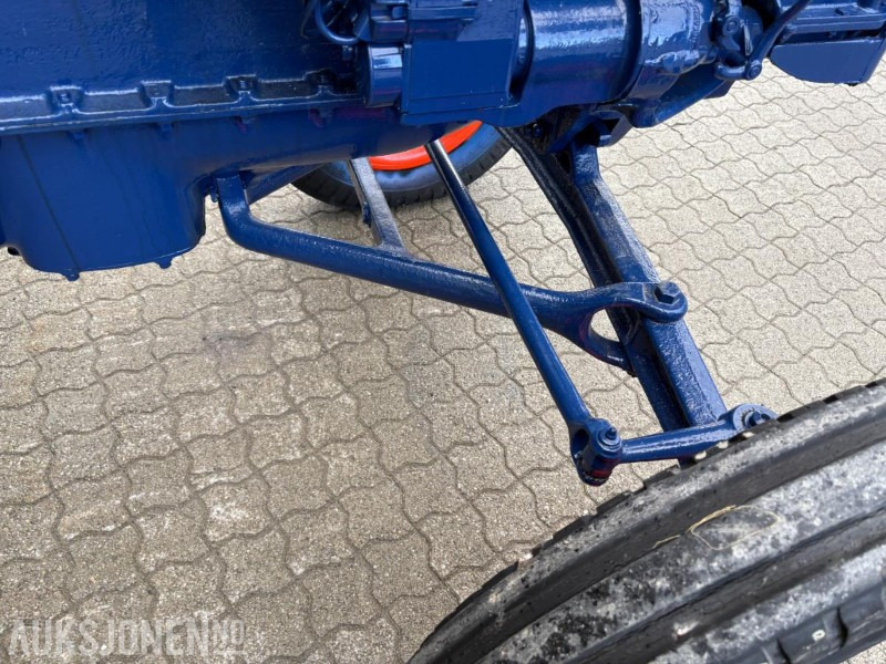 Tracteur agricole Ford Fordson-Stegamajor E27N: photos 19 Tracteur agricole Ford Fordson-Stegamajor E27N: photos 19
