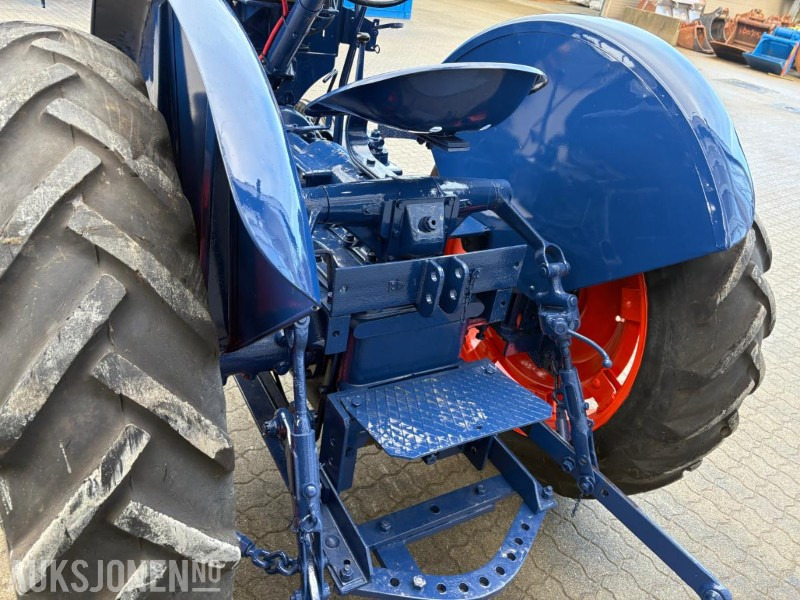 Tracteur agricole Ford Fordson-Stegamajor E27N: photos 8 Tracteur agricole Ford Fordson-Stegamajor E27N: photos 8