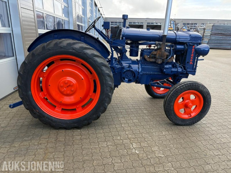 Tracteur agricole Ford Fordson-Stegamajor E27N: photos 6 Tracteur agricole Ford Fordson-Stegamajor E27N: photos 6
