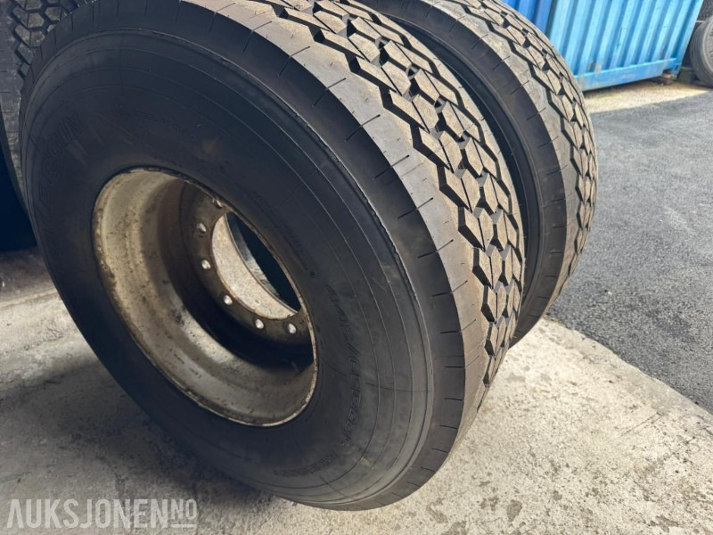 2 stk Double Coin Dekk - 445/65 R 22.5 - Machine agricole: photos 1 2 stk Double Coin Dekk - 445/65 R 22.5 - Machine agricole: photos 1