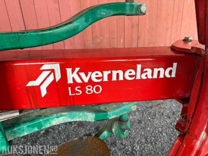 2001 Kverneland LS 80 Plog - Machine agricole: photos 5 2001 Kverneland LS 80 Plog - Machine agricole: photos 5