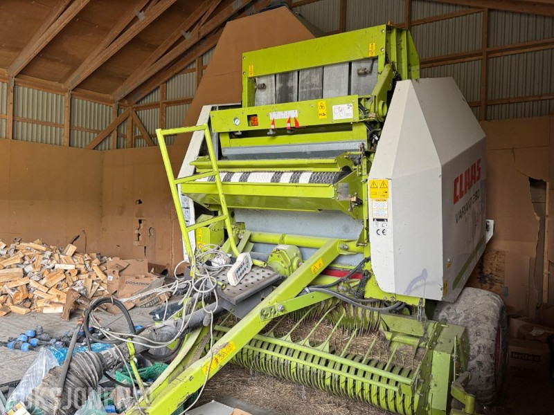 2006 Claas Variant 280 rundballepresse - Machine agricole: photos 5 2006 Claas Variant 280 rundballepresse - Machine agricole: photos 5
