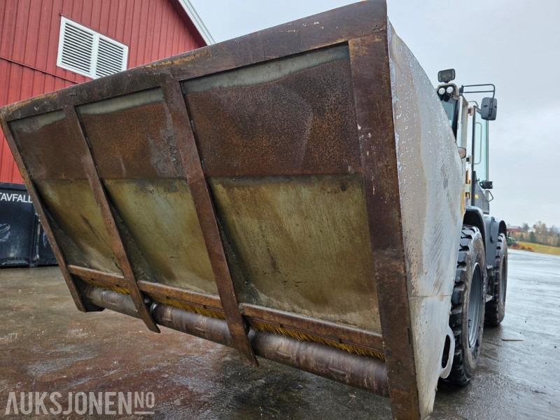 2011 Holms strøkasse SB 2.4 - Machine agricole: photos 5 2011 Holms strøkasse SB 2.4 - Machine agricole: photos 5