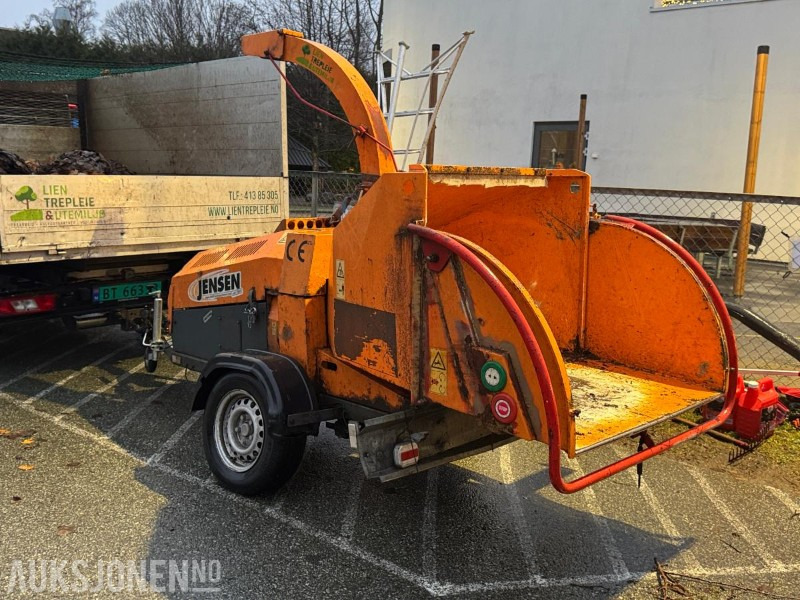 2011 Jensen A540 DL flishugger / Fliskutter - Machine agricole: photos 3 2011 Jensen A540 DL flishugger / Fliskutter - Machine agricole: photos 3