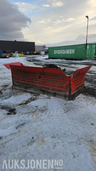 2011 Multiplog MP5000 - klappvinge skjær - Machine agricole: photos 1 2011 Multiplog MP5000 - klappvinge skjær - Machine agricole: photos 1