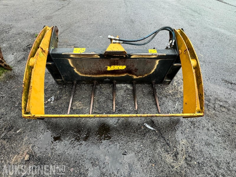 2011 Tanco Rundballedeler I70 - maks rundballe størrelse: B = 1,3 m - Ø 1,35 m - Machine agricole: photos 3 2011 Tanco Rundballedeler I70 - maks rundballe størrelse: B = 1,3 m - Ø 1,35 m - Machine agricole: photos 3