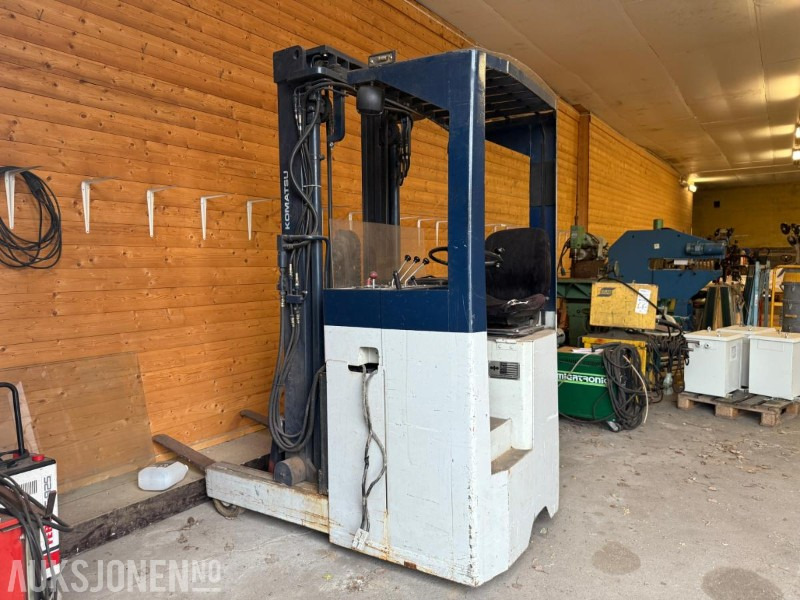 Komatsu skyvemassttruck - Matériel de manutention: photos 2 Komatsu skyvemassttruck - Matériel de manutention: photos 2