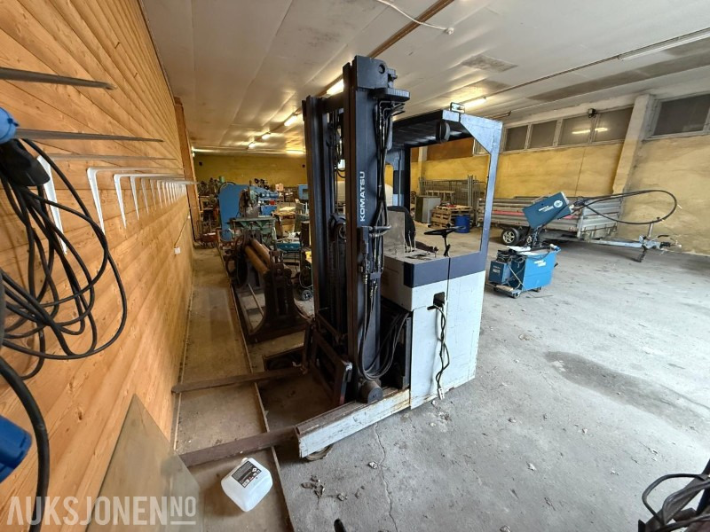 Komatsu skyvemassttruck - Matériel de manutention: photos 4 Komatsu skyvemassttruck - Matériel de manutention: photos 4