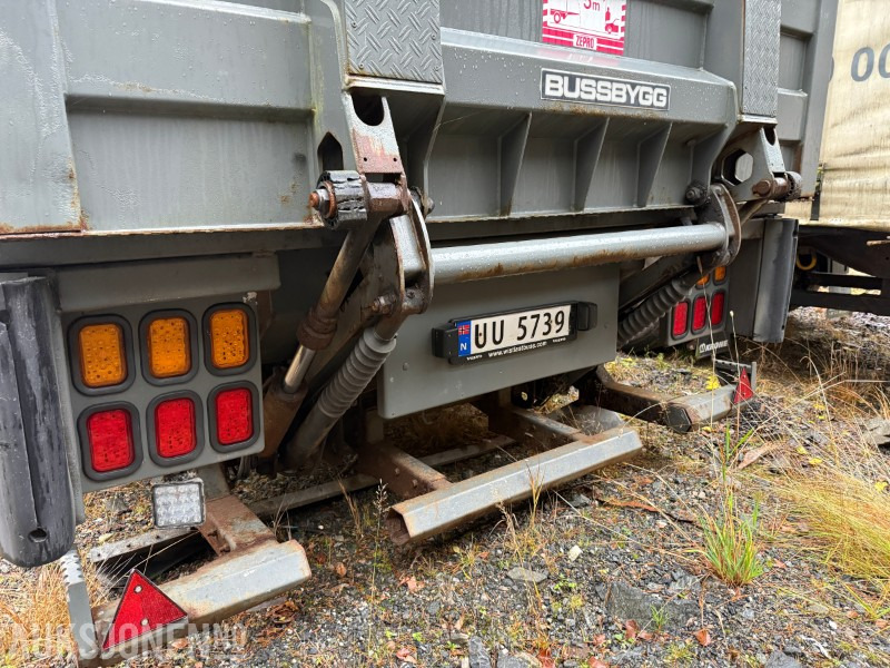 Bussbygg Frysesemi m/ Thermo King kjøleaggregat og Zepro bakløfter — crédit-bail Bussbygg Frysesemi m/ Thermo King kjøleaggregat og Zepro bakløfter: photos 12