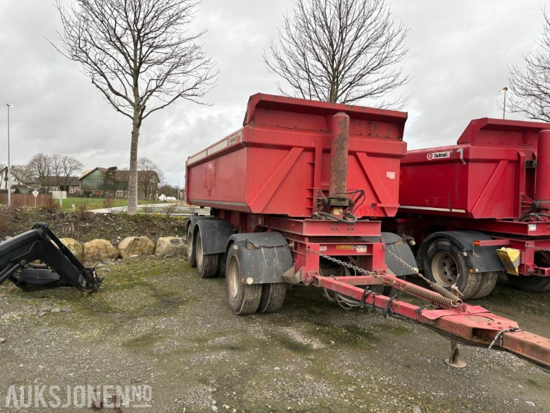 Istrail 3 akslet tipp henger - Remorque: photos 3 Istrail 3 akslet tipp henger - Remorque: photos 3