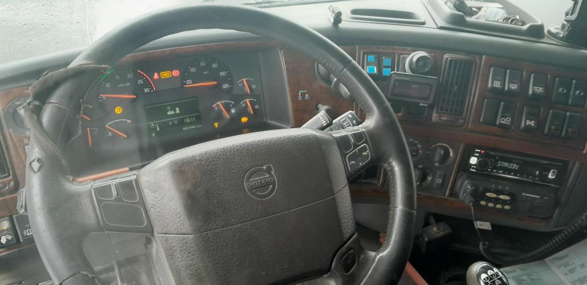 Tracteur routier 2005 Volvo FH16 6x4 Trekkvogn med Vang SHSL 1111TS maskinhenger: photos 16