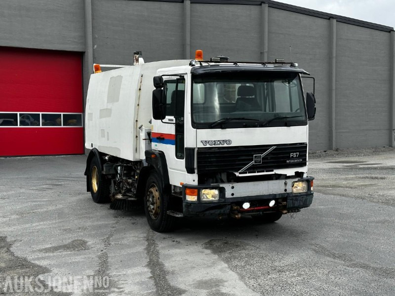 1995 Volvo FS 718 4x2 Sopebil/Feiebil - Véhicule de voirie/ Spécial: photos 3 1995 Volvo FS 718 4x2 Sopebil/Feiebil - Véhicule de voirie/ Spécial: photos 3