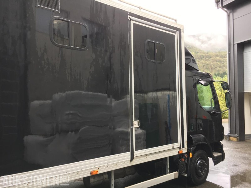 2004 DAF LF 45.220 - Hestebil / Transportbil, 202552km - Véhicule de voirie/ Spécial: photos 5 2004 DAF LF 45.220 - Hestebil / Transportbil, 202552km - Véhicule de voirie/ Spécial: photos 5