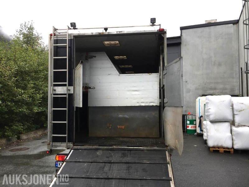 2004 DAF LF 45.220 - Hestebil / Transportbil, 202552km - Véhicule de voirie/ Spécial: photos 3 2004 DAF LF 45.220 - Hestebil / Transportbil, 202552km - Véhicule de voirie/ Spécial: photos 3