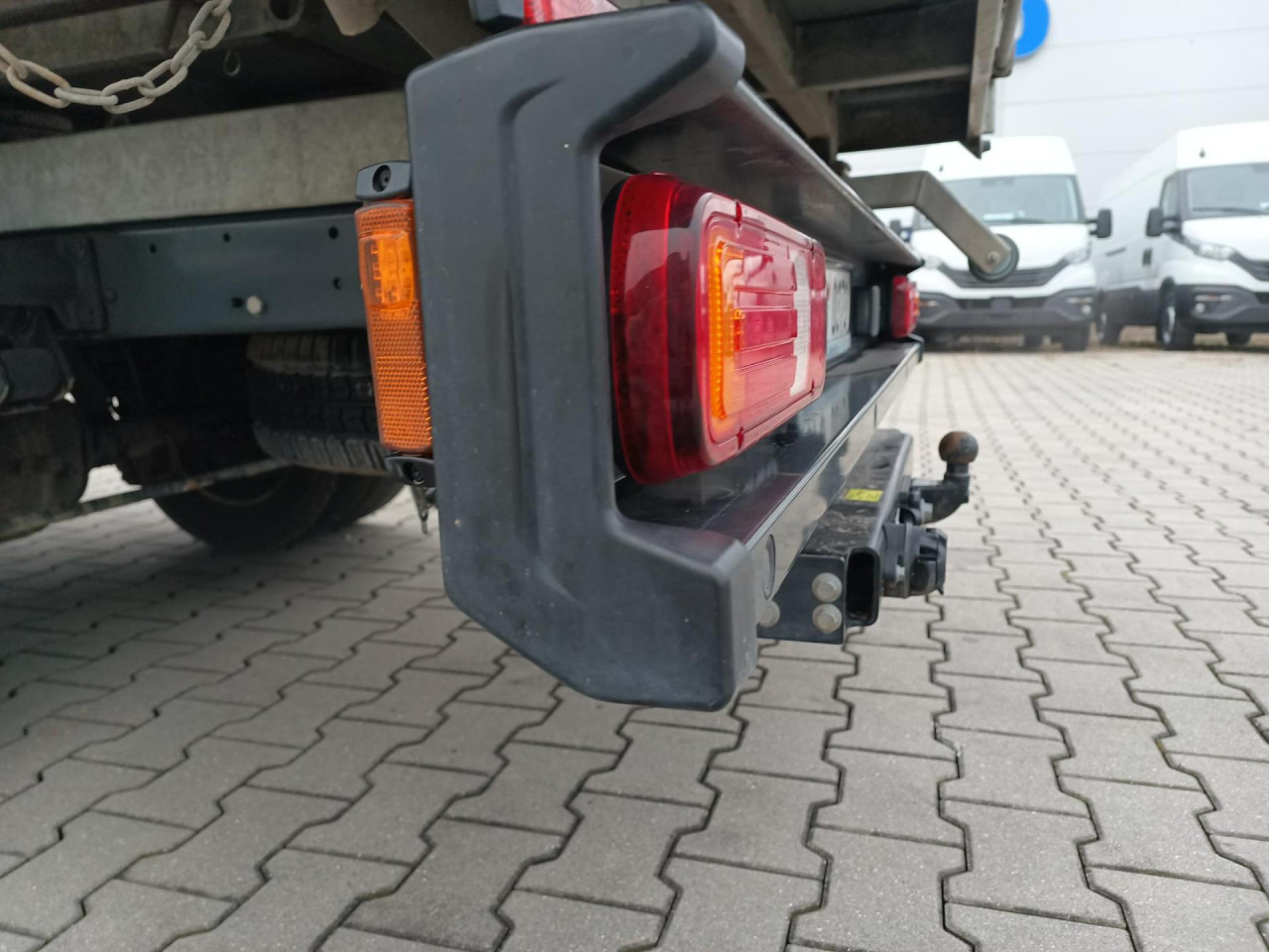 IVECO Daily 50 C 16H3.0 DK - Utilitaire benne: photos 4 IVECO Daily 50 C 16H3.0 DK - Utilitaire benne: photos 4