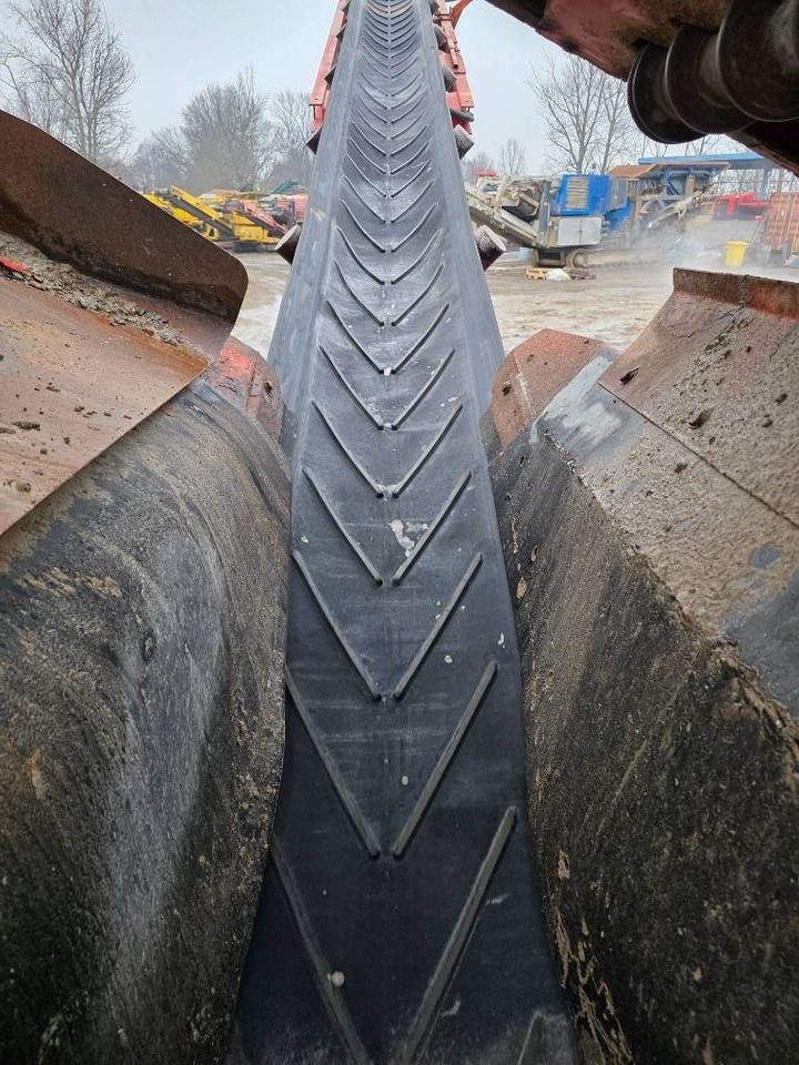 Crible Finlay 683: photos 8 Crible Finlay 683: photos 8