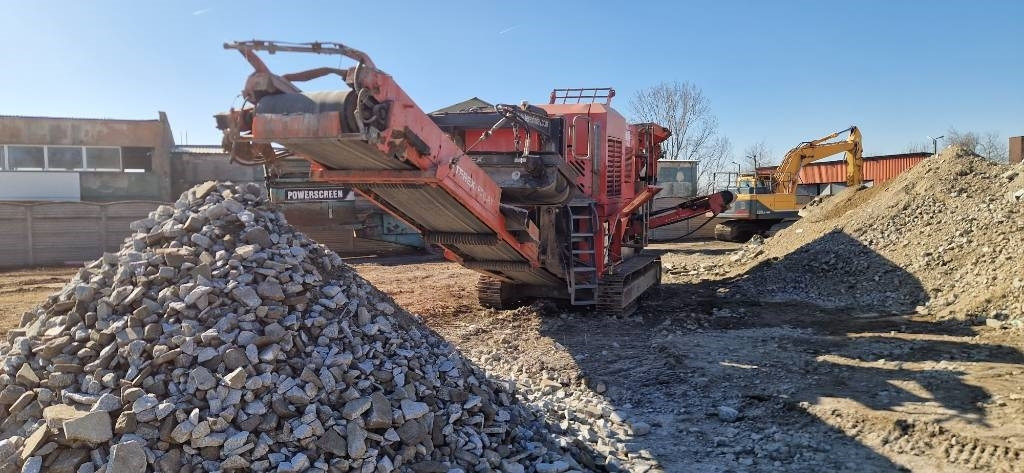 Finlay J 960 - Concasseur mobile: photos 1 Finlay J 960 - Concasseur mobile: photos 1