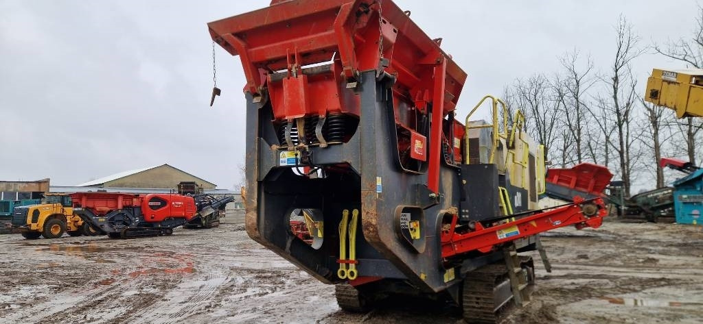 Sandvik QJ 241 - Concasseur mobile: photos 4 Sandvik QJ 241 - Concasseur mobile: photos 4