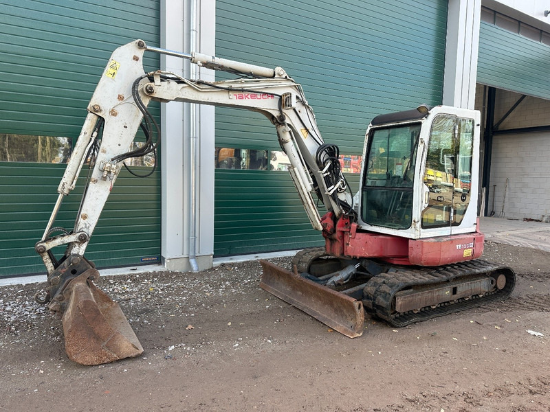 Takeuchi TB 153 FR All functions - Mini pelle: photos 1 Takeuchi TB 153 FR All functions - Mini pelle: photos 1