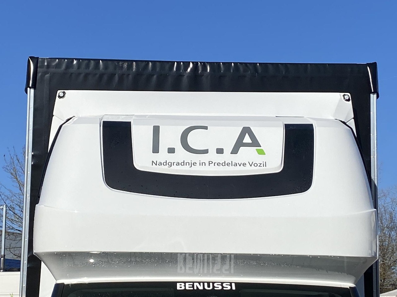 Utilitaire rideaux coulissants (PLSC) neuf IVECO DAILY 35S18HP  D30C | PRITSCHE PLANE + SCHLAFKABINE + LADERAMPE: photos 25