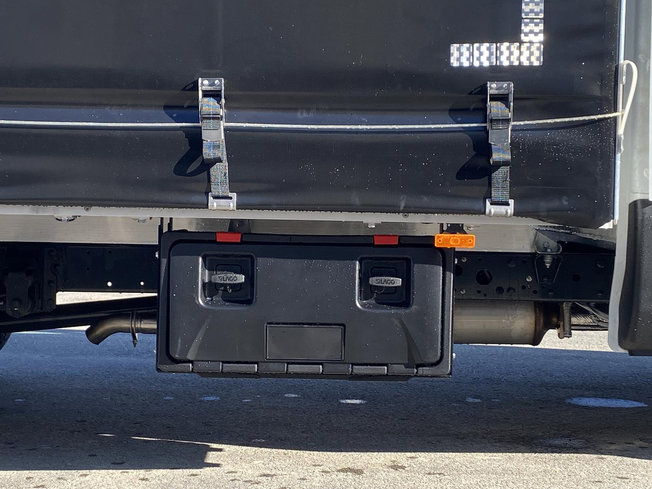 Utilitaire rideaux coulissants (PLSC) neuf IVECO DAILY 35S18HP  D30C | PRITSCHE PLANE + SCHLAFKABINE + LADERAMPE: photos 27