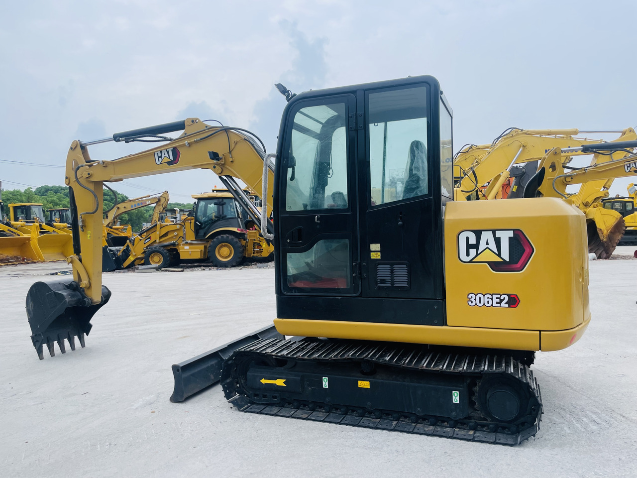 Caterpillar 306 Used Excavator CAT306E 6 Ton Komatsu PC56 Doosan DX60 Hyundai 60 Sany SY60 Kubota KX183 Crawler Excavators on Hot Sale - Pelle sur chenille: photos 4 Caterpillar 306 Used Excavator CAT306E 6 Ton Komatsu PC56 Doosan DX60 Hyundai 60 Sany SY60 Kubota KX183 Crawler Excavators on Hot Sale - Pelle sur chenille: photos 4