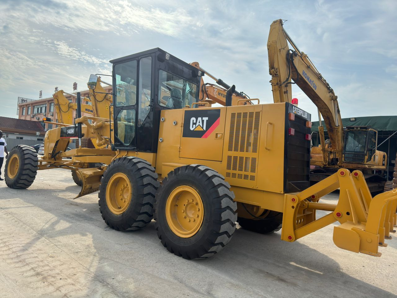 Caterpillar CAT 140H 140K Used Grader Secondhand Motor Grader with Excellent Quality for Sale - Niveleuse: photos 4 Caterpillar CAT 140H 140K Used Grader Secondhand Motor Grader with Excellent Quality for Sale - Niveleuse: photos 4