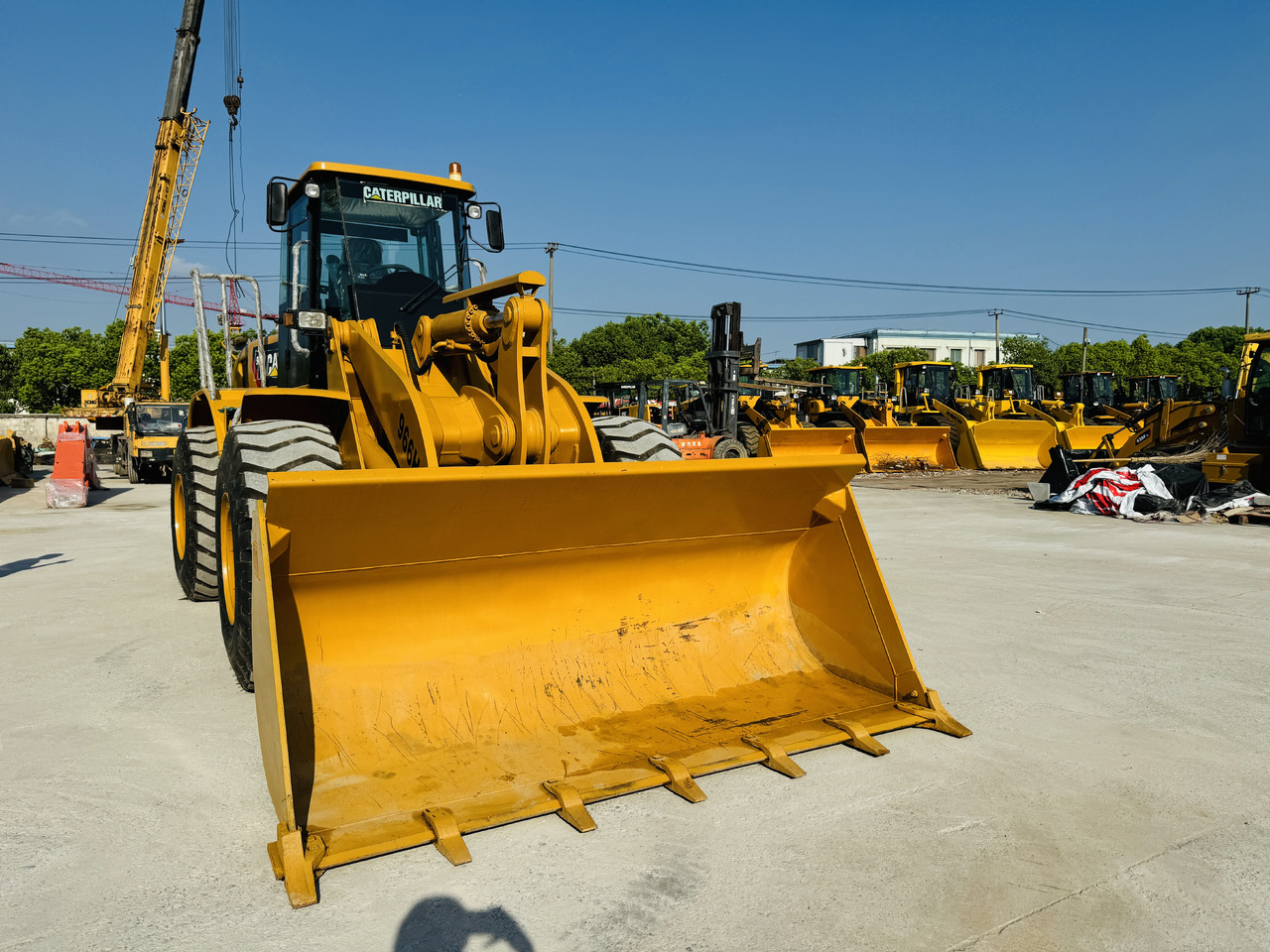 Caterpillar CAT 966 966H 966F 966G 6 Ton Used Wheel Loader and Similar Front Loaders Are Ready to Work - Chargeuse sur pneus: photos 2 Caterpillar CAT 966 966H 966F 966G 6 Ton Used Wheel Loader and Similar Front Loaders Are Ready to Work - Chargeuse sur pneus: photos 2