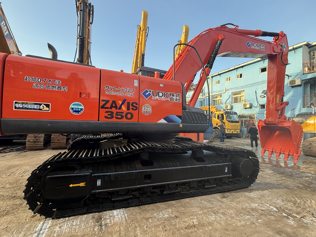Hitachi ZX350 Used Excavator Hitachi 35 ton Secondhand Crawler Excavators Zx60 zx70 Zx120 Zx130 zx210 zx240 Zx300 zx850 - Pelle sur chenille: photos 3 Hitachi ZX350 Used Excavator Hitachi 35 ton Secondhand Crawler Excavators Zx60 zx70 Zx120 Zx130 zx210 zx240 Zx300 zx850 - Pelle sur chenille: photos 3