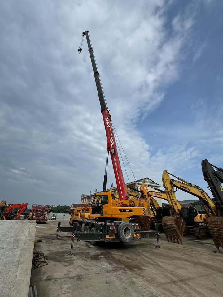 Sany Used Truck Crane 25 Ton with Excellent Work Performance and 1 year Warrenty — crédit-bail Sany Used Truck Crane 25 Ton with Excellent Work Performance and 1 year Warrenty: photos 11