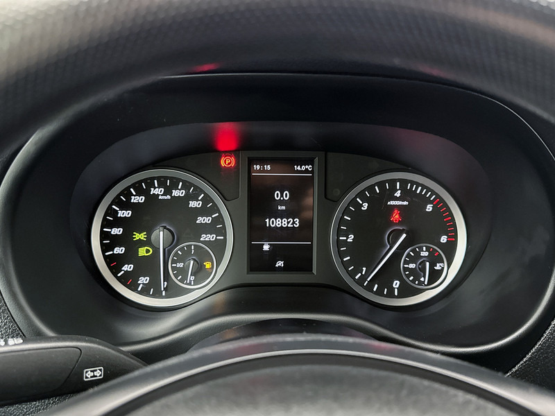 Mercedes-Benz Vito 116 CDI Lang Navigatie Camera + sensoren Cruise control Trekhaak Cruise control - Fourgonnette: photos 5 Mercedes-Benz Vito 116 CDI Lang Navigatie Camera + sensoren Cruise control Trekhaak Cruise control - Fourgonnette: photos 5