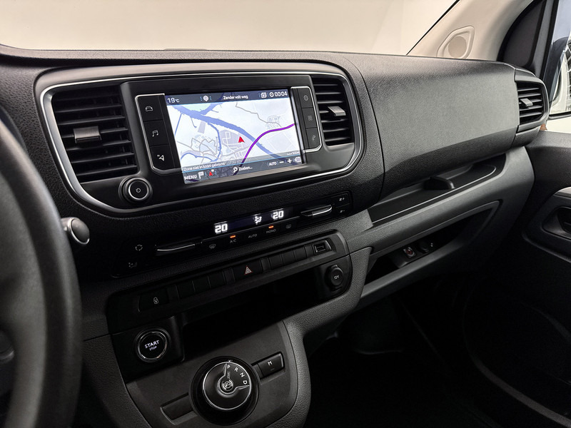 Peugeot Expert 231L 2.0 DC BlueHDI 180 Dubbele Cabine Headup display 2x schuifdeur Trekhaak Navigatie Achteruitrijcamera - Fourgonnette, Utilitaire double cabine: photos 5 Peugeot Expert 231L 2.0 DC BlueHDI 180 Dubbele Cabine Headup display 2x schuifdeur Trekhaak Navigatie Achteruitrijcamera - Fourgonnette, Utilitaire double cabine: photos 5