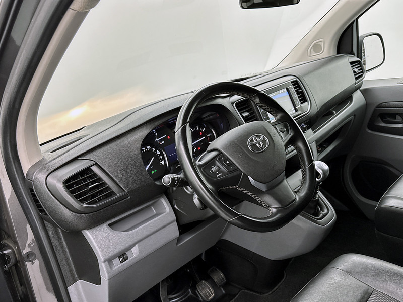 Toyota ProAce Worker 2.0 D-4D Navigator Marge (btw-vrij) Navigatie Trekhaak Camera Betimmering - Fourgonnette: photos 5 Toyota ProAce Worker 2.0 D-4D Navigator Marge (btw-vrij) Navigatie Trekhaak Camera Betimmering - Fourgonnette: photos 5
