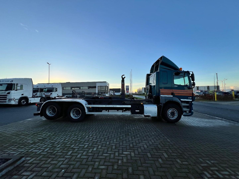 DAF CF85 6x2 containersysteem Only 350.000km / HIAB XR 26S Haakarmsyteem - Camion ampliroll: photos 4 DAF CF85 6x2 containersysteem Only 350.000km / HIAB XR 26S Haakarmsyteem - Camion ampliroll: photos 4