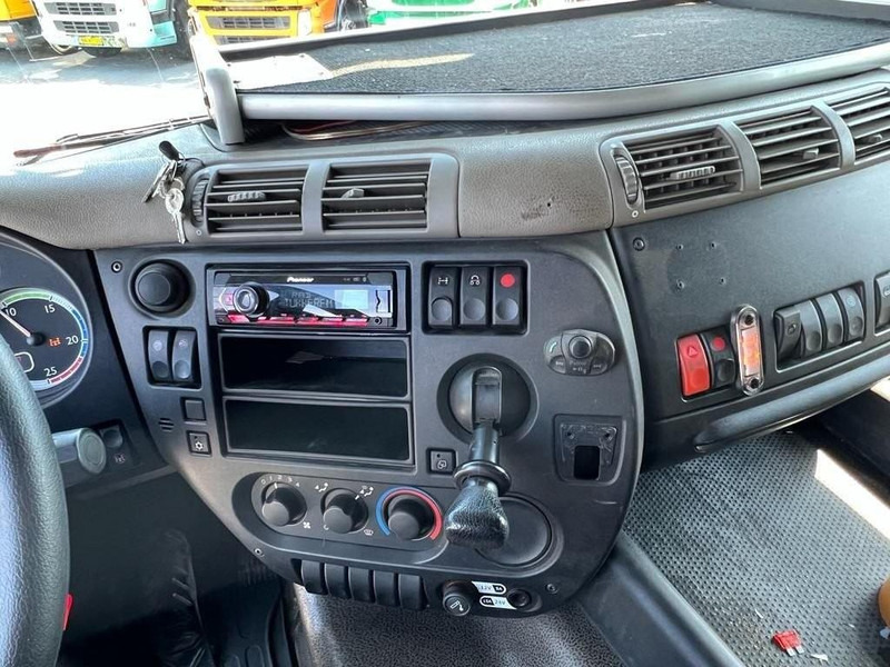 Tracteur routier DAF CF 460 6x2 Kraanwagen Manual / Euro 5 / Kraan Palfinger PK42502-E: photos 13 Tracteur routier DAF CF 460 6x2 Kraanwagen Manual / Euro 5 / Kraan Palfinger PK42502-E: photos 13