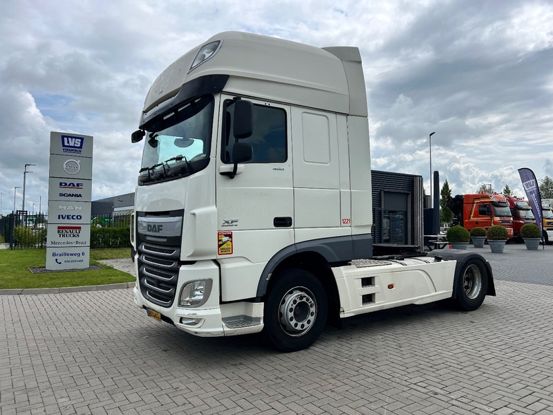 DAF XF 460 4x2 Trekker SSC / 2x Tank / full spoiler - Tracteur routier: photos 1 DAF XF 460 4x2 Trekker SSC / 2x Tank / full spoiler - Tracteur routier: photos 1