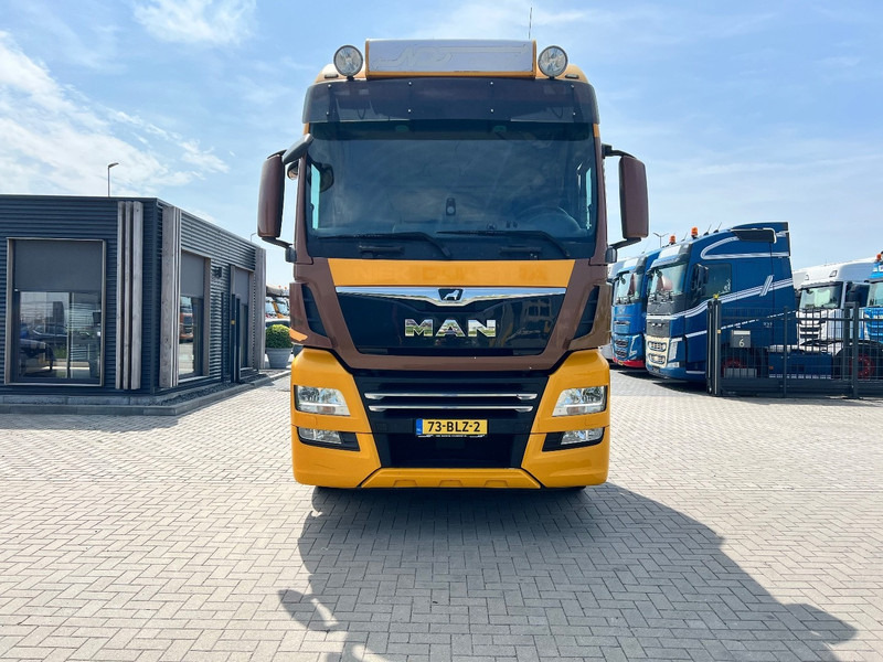 MAN TGX 26.500 6x2 Trekker XXL / 6x2 / Steering axle - Tracteur routier: photos 2 MAN TGX 26.500 6x2 Trekker XXL / 6x2 / Steering axle - Tracteur routier: photos 2