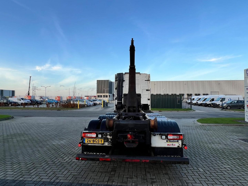 Volvo FH 500 8x2 Haakarm VDL Hooklift 21.000kg / Tridem - Camion ampliroll: photos 4 Volvo FH 500 8x2 Haakarm VDL Hooklift 21.000kg / Tridem - Camion ampliroll: photos 4