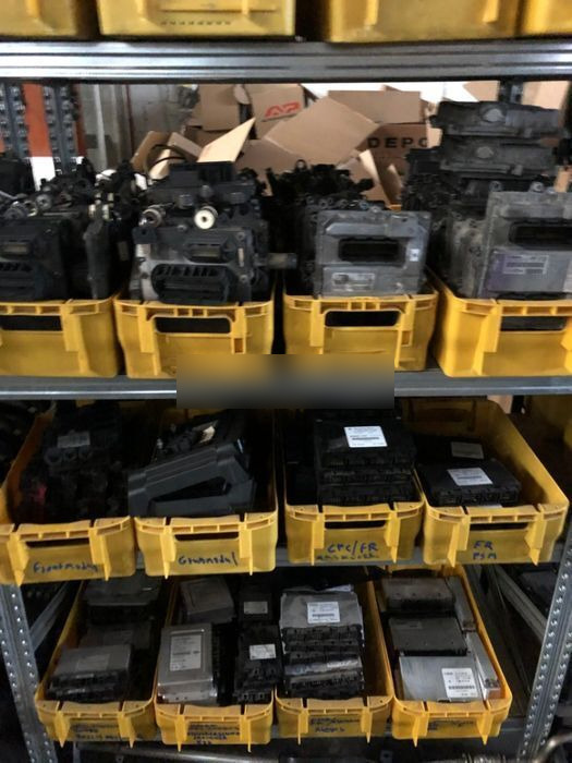 Calculator motor 20995620 Volvo FH12 truck - Bloc de gestion pour Camion: photos 3 Calculator motor 20995620 Volvo FH12 truck - Bloc de gestion pour Camion: photos 3