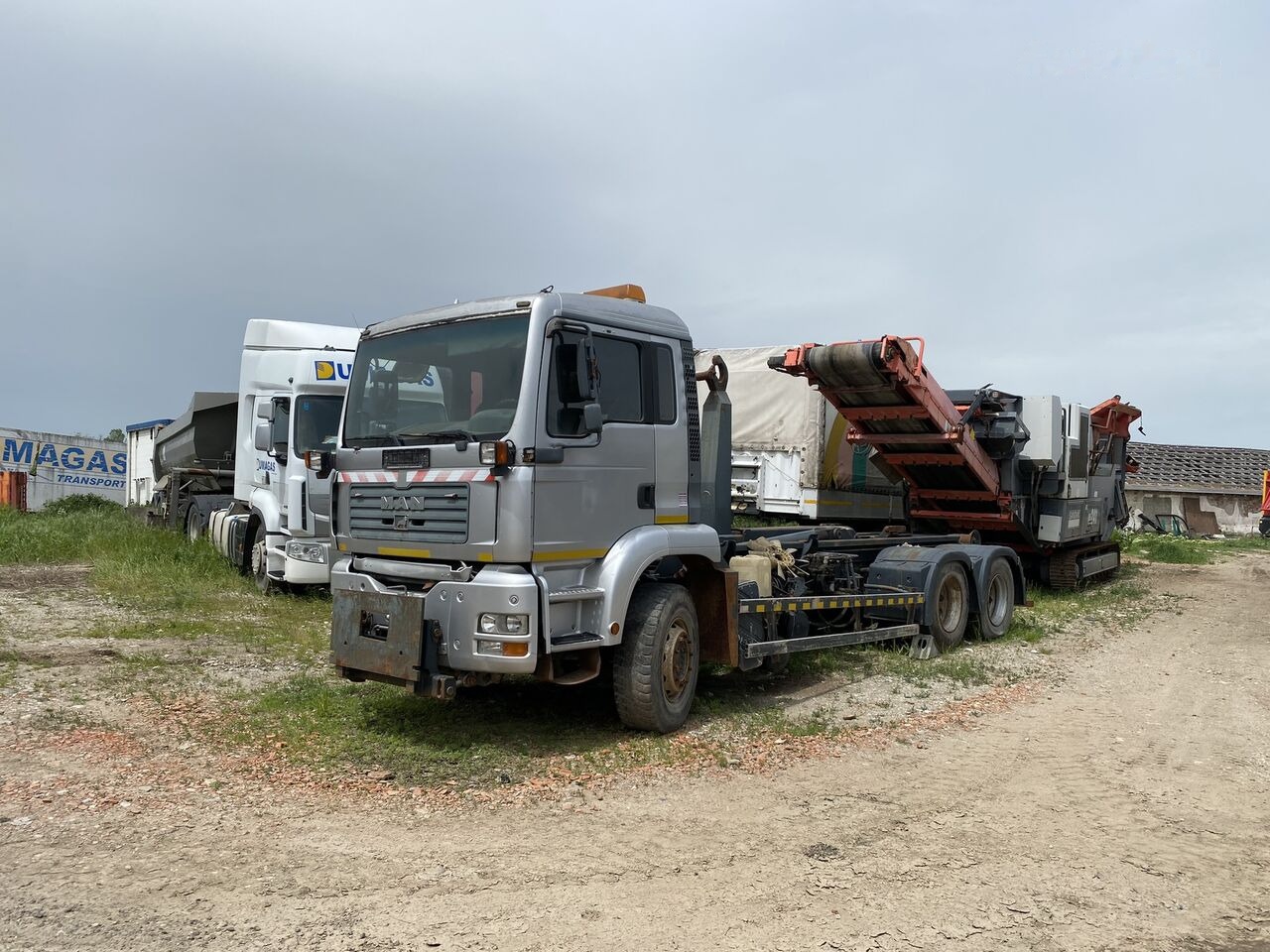 MAN TGA 6x4 Euro 3 AbrollKipper - Châssis cabine: photos 2 MAN TGA 6x4 Euro 3 AbrollKipper - Châssis cabine: photos 2