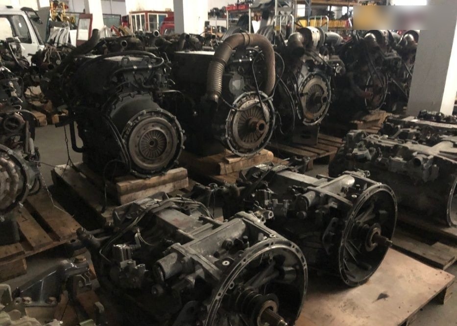 Motor Euro 5 - dezmembrari MAN TGX truck - Moteur pour Camion: photos 4 Motor Euro 5 - dezmembrari MAN TGX truck - Moteur pour Camion: photos 4